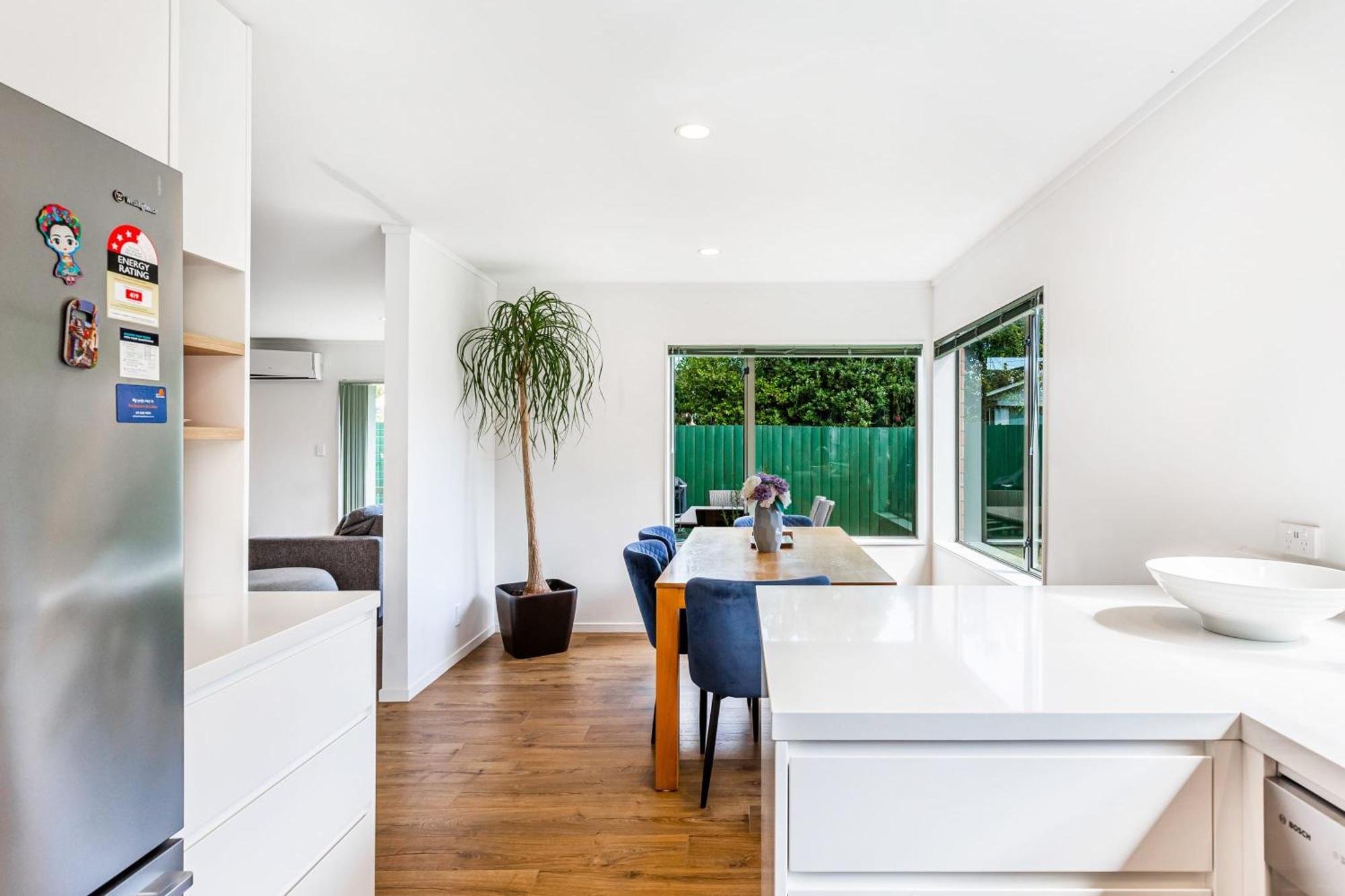 Private And Sunny 3-Bedroom Home With Parking Auckland Exterior foto