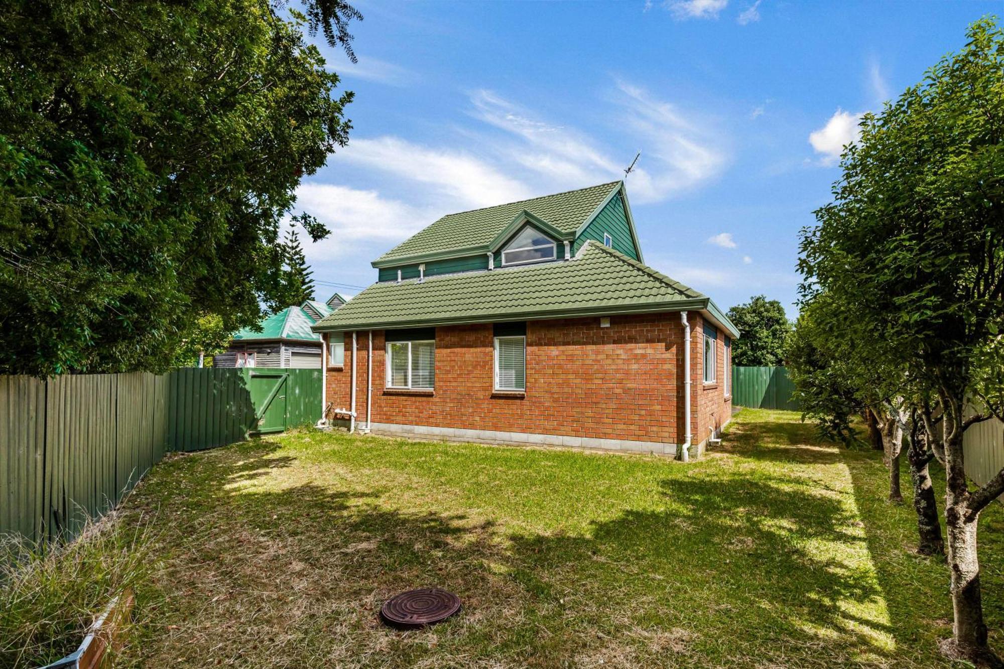 Private And Sunny 3-Bedroom Home With Parking Auckland Exterior foto